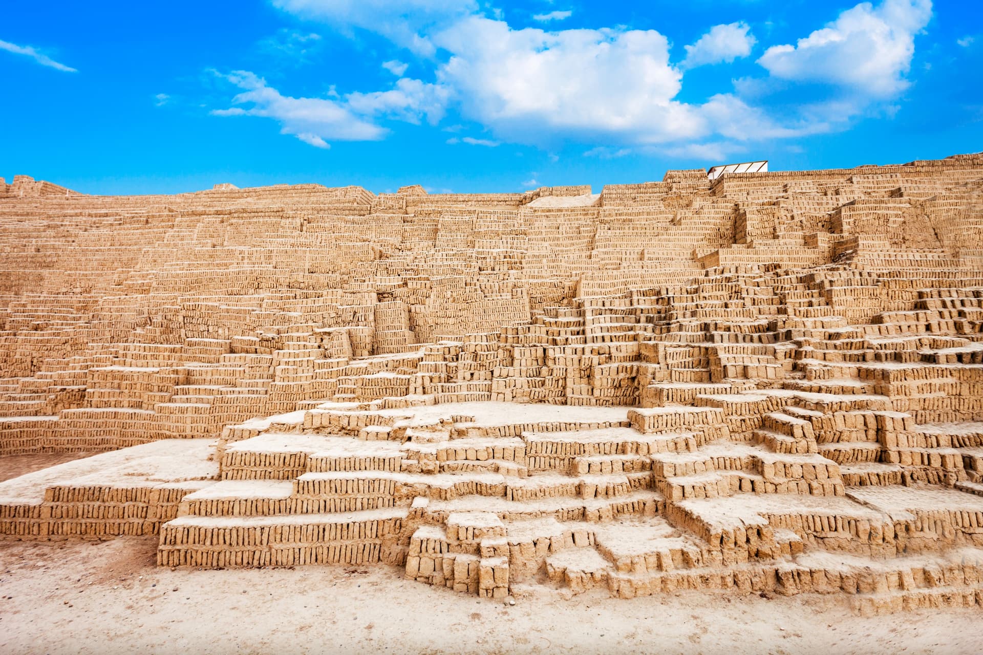 huaca pucllana