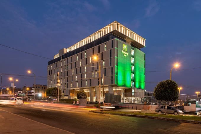 Holiday Inn