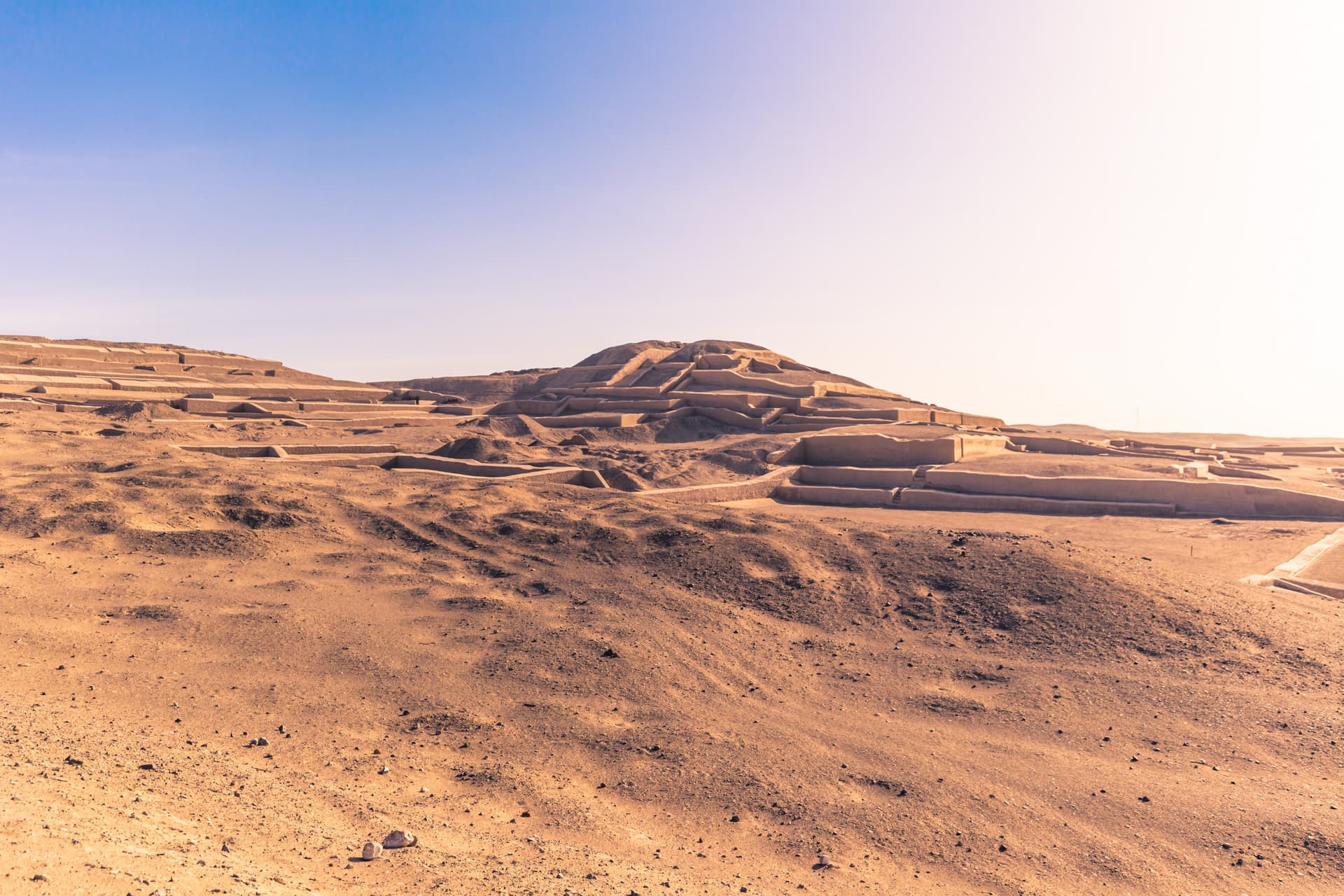 The Cahuachi archaeological site and its pyramids